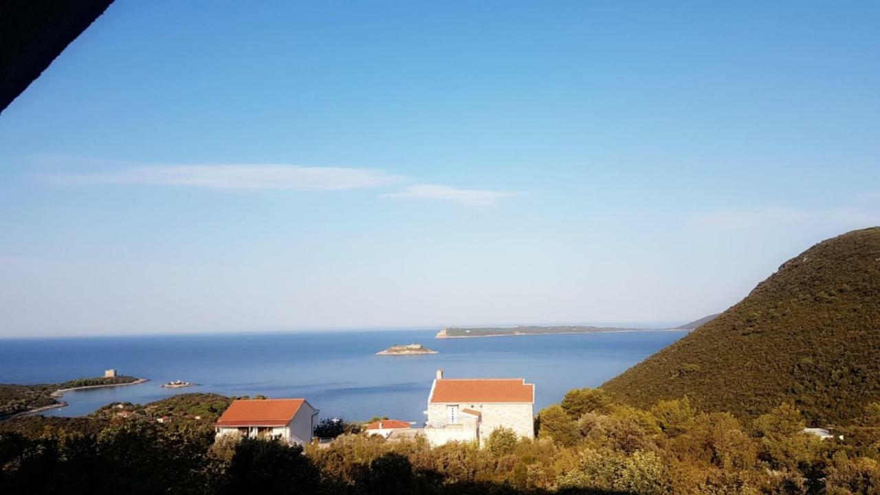 Apartmani Lazarevic Lustica Εξωτερικό φωτογραφία
